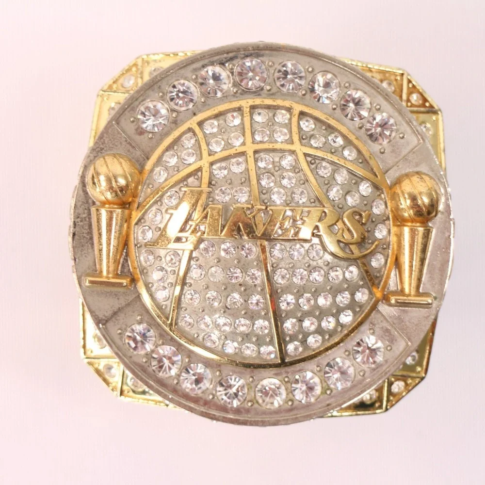 2010 Los Angeles Lakers NBA Championship Paperweight Ring Ticket Holder Prize